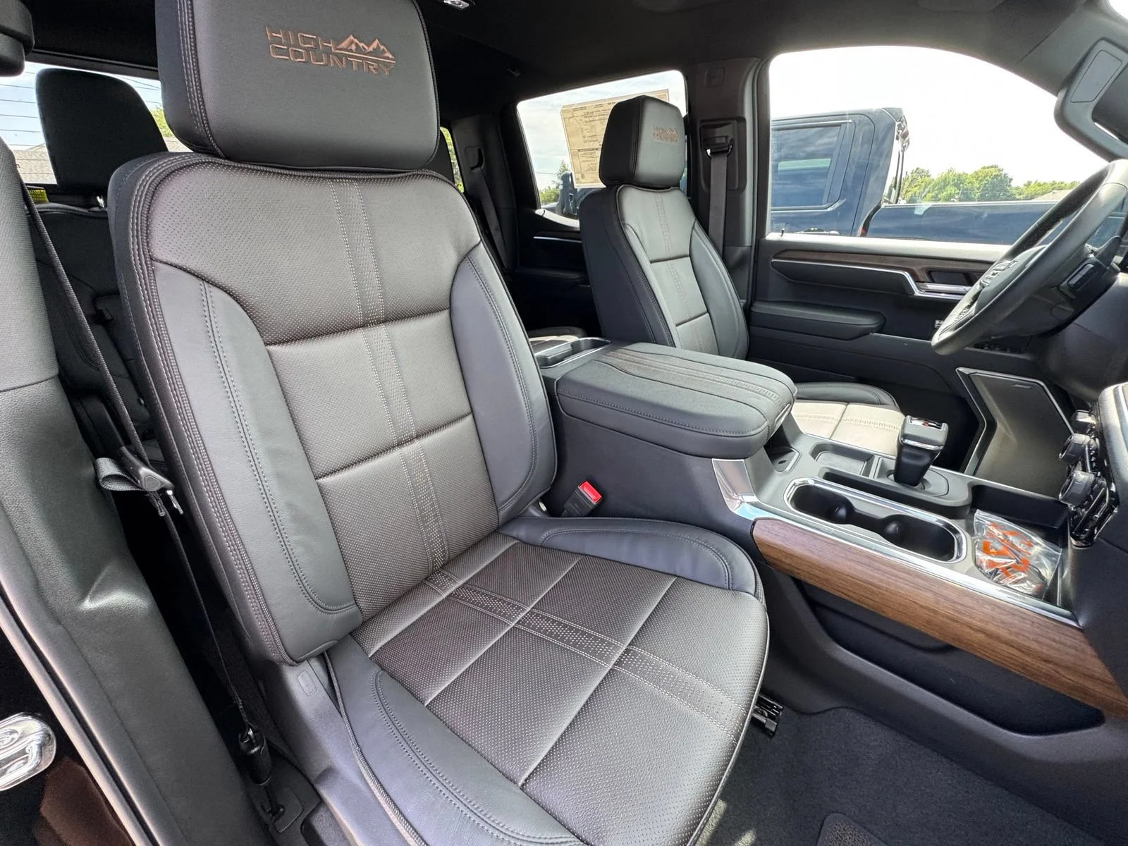 New 2026 Black Chevrolet High Country image 35