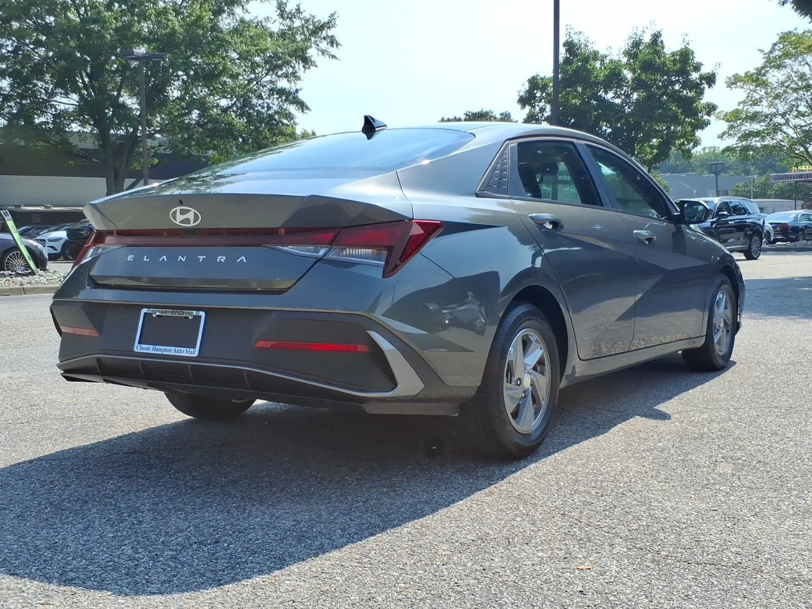 Certified Used 2025 Amazon Gray Hyundai SE image 8