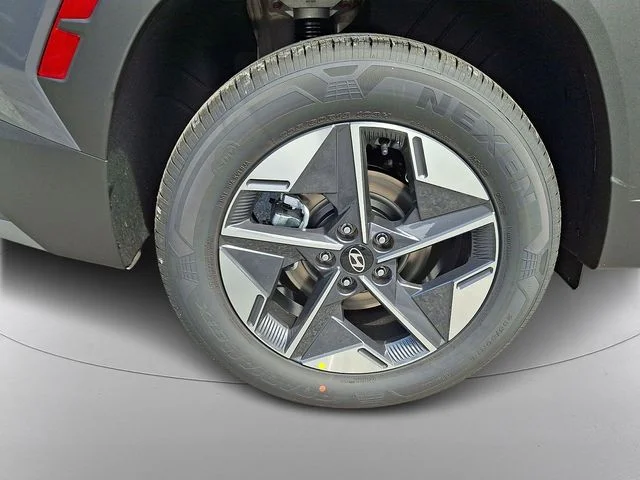 New 2026 Gray Hyundai SEL Convenience image 6