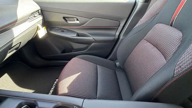 2026 Nissan Sentra SR - Photo 23