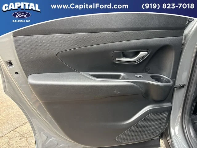 Used 2022 Gray Hyundai SEL Premium image 16