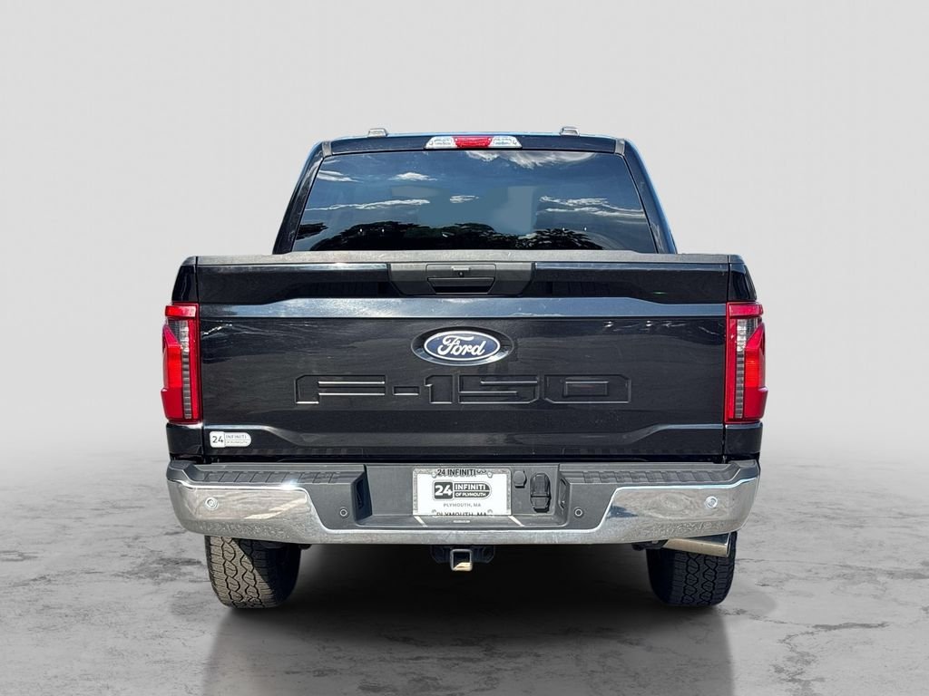 Used 2025 Black Ford XLT image 4