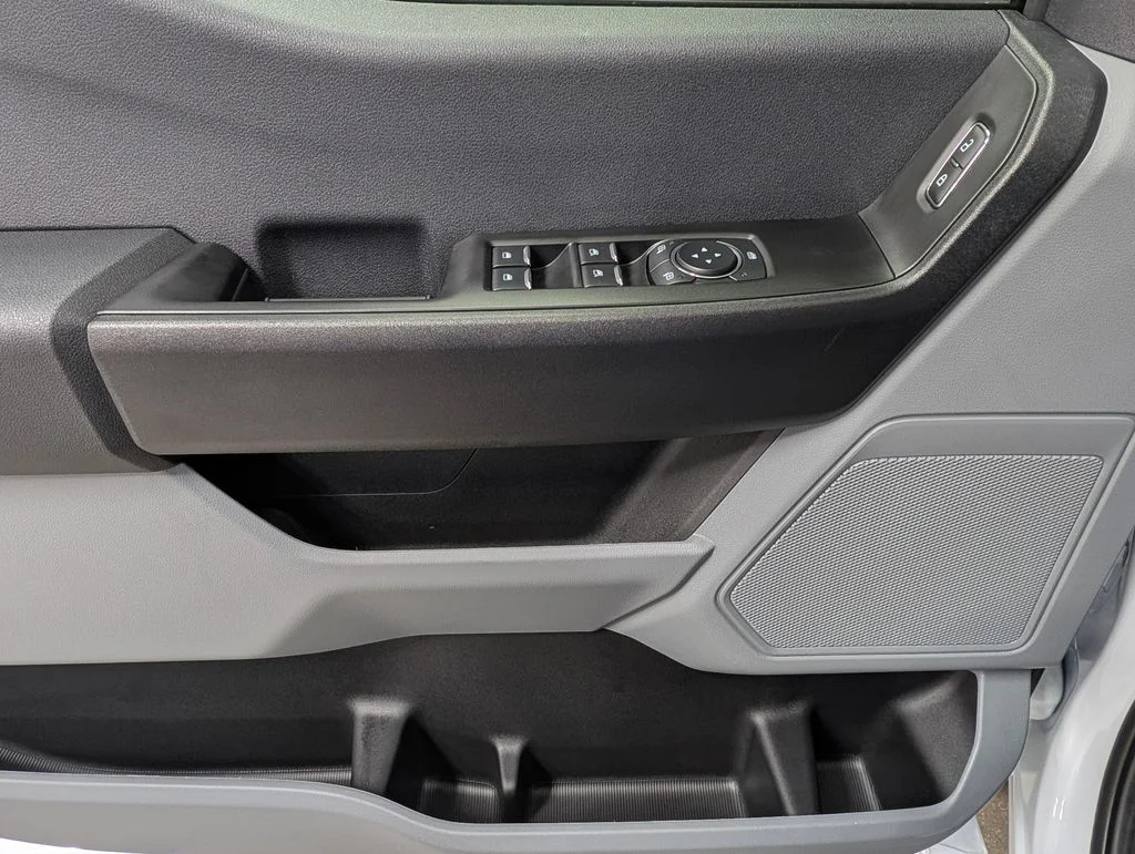 New 2026 Oxford White Ford F-250® XL image 13