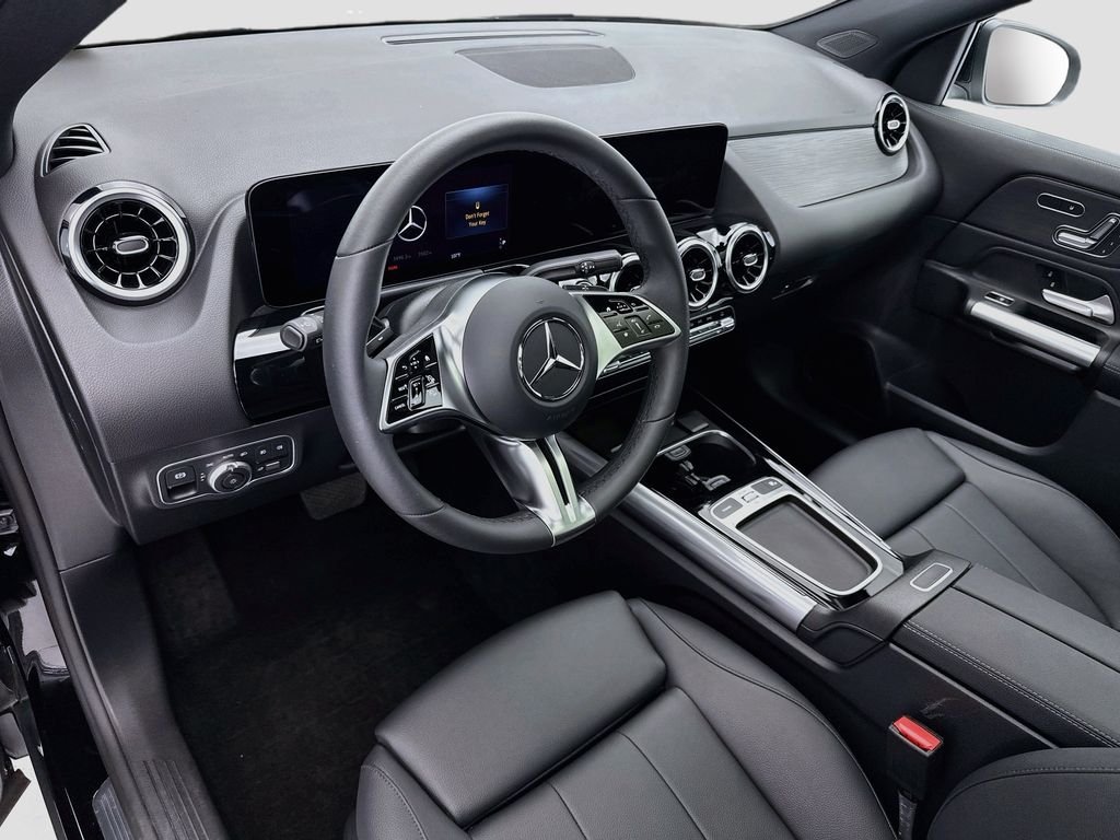 Certified Used 2026 Night Black Mercedes-Benz GLA 250 image 9