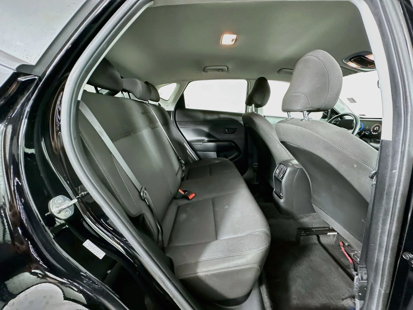 Used 2024 Abyss Black Pearl Hyundai SEL image 27