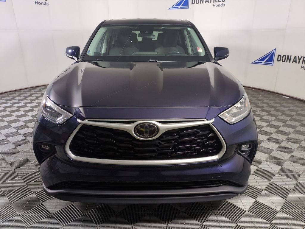 Used 2020 Blueprint Toyota LE image 10