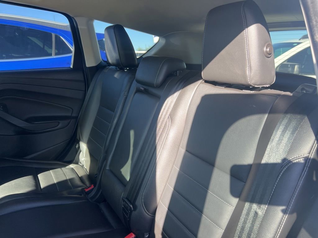 Used 2014  Ford Titanium image 20