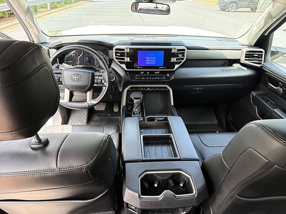 Used 2024 Ice Cap Toyota SR5 image 18