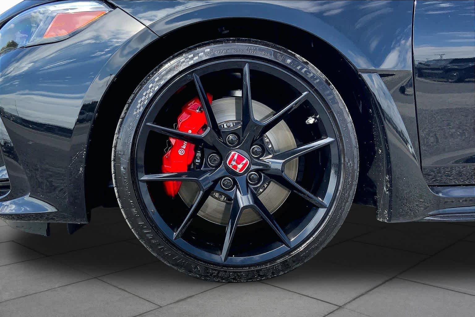Used 2024 Crystal Black Pearl Honda  image 11