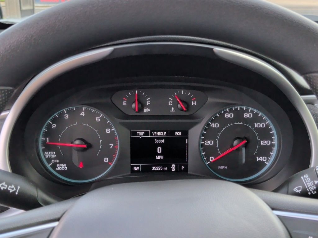 Used 2022 Gray Chevrolet LS image 19