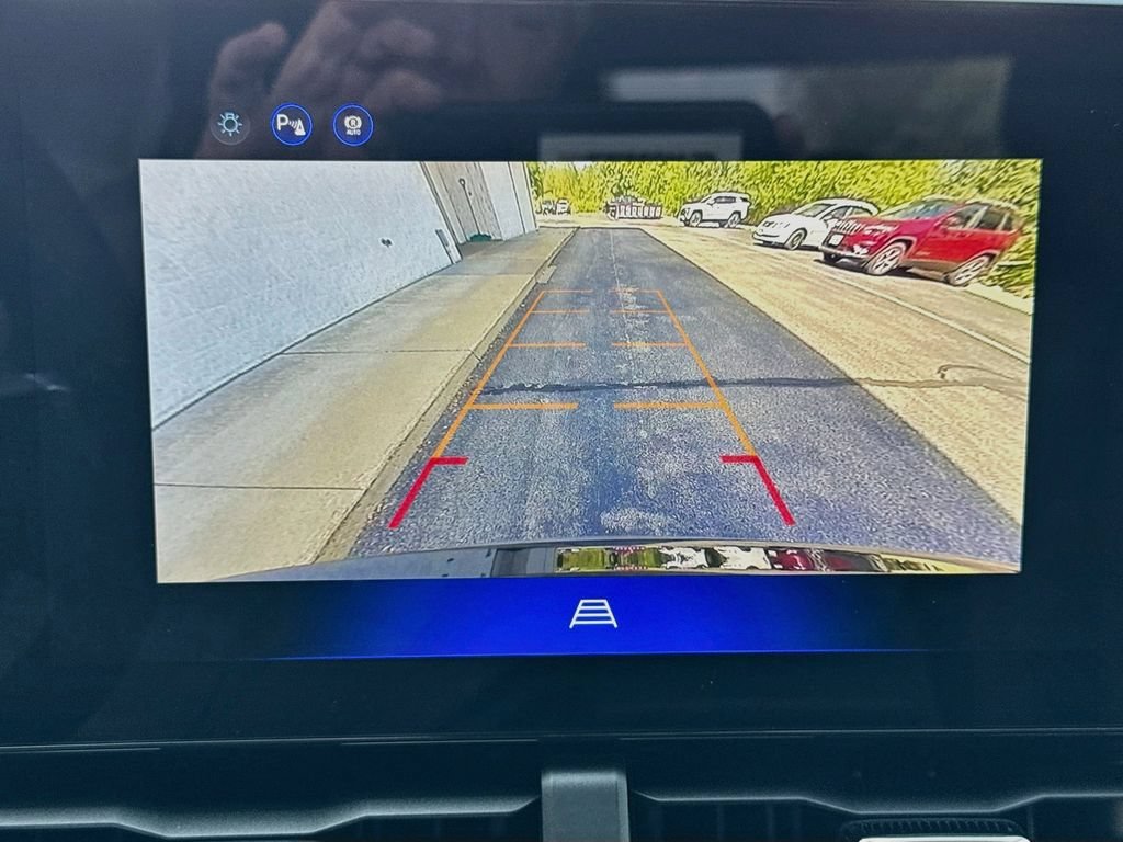 2027 Chevrolet Equinox LT - Photo 16