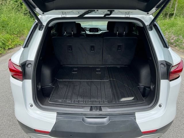 Used 2020 Summit White Chevrolet LT image 14