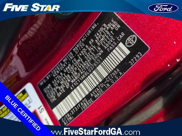 Certified Used 2020 Pearl Toyota LE image 18