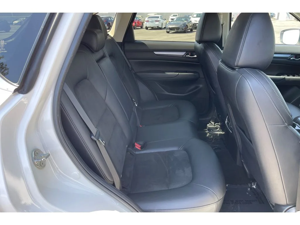 Used 2021 Snowflake White Pearl Mica Mazda Touring image 19