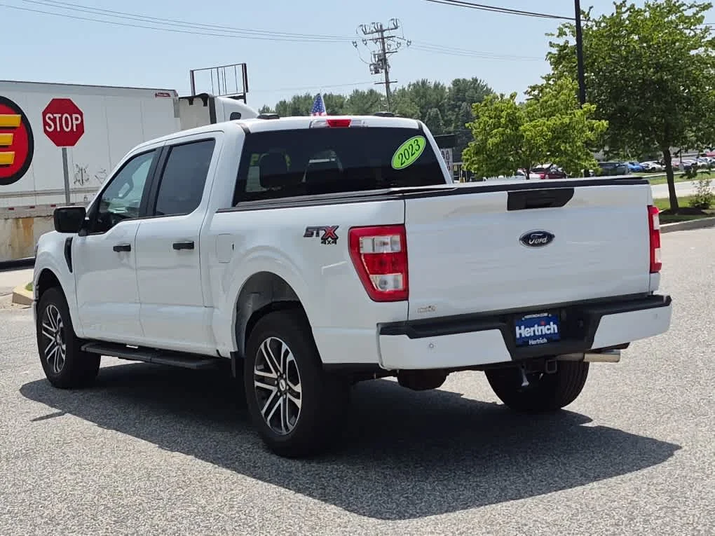 Certified Used 2023 Oxford White Ford XL image 4