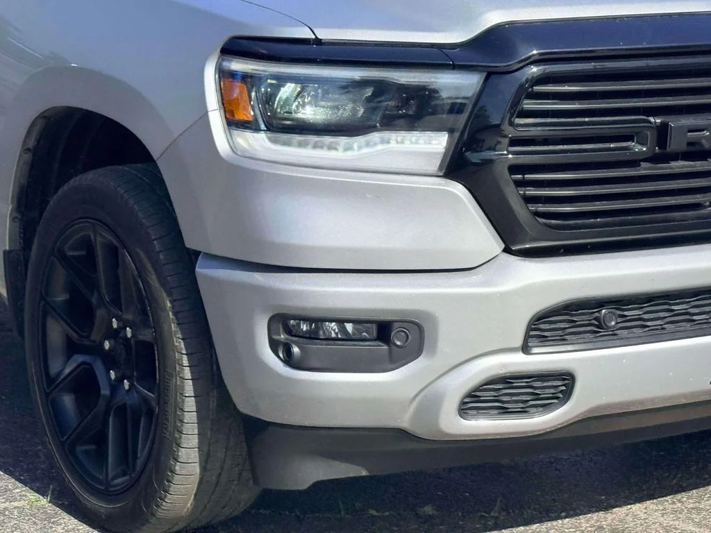 Used 2024 Silver Ram Laramie image 5