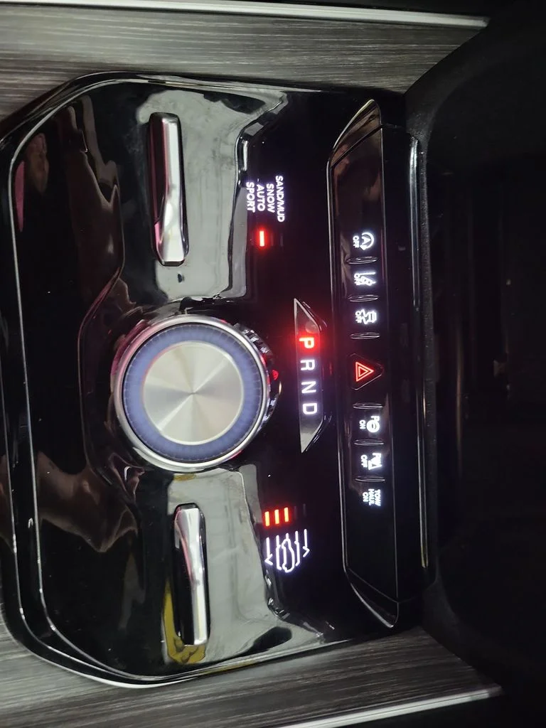 Used 2023 White Jeep Series II image 44