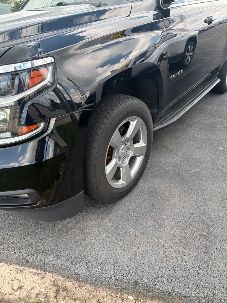 Used 2019 BLACK Chevrolet LT image 4