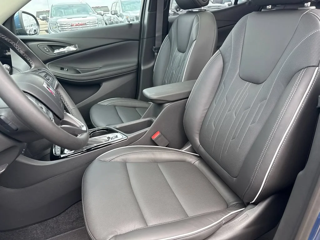 New 2026 Ocean Blue Metallic Buick Avenir image 16