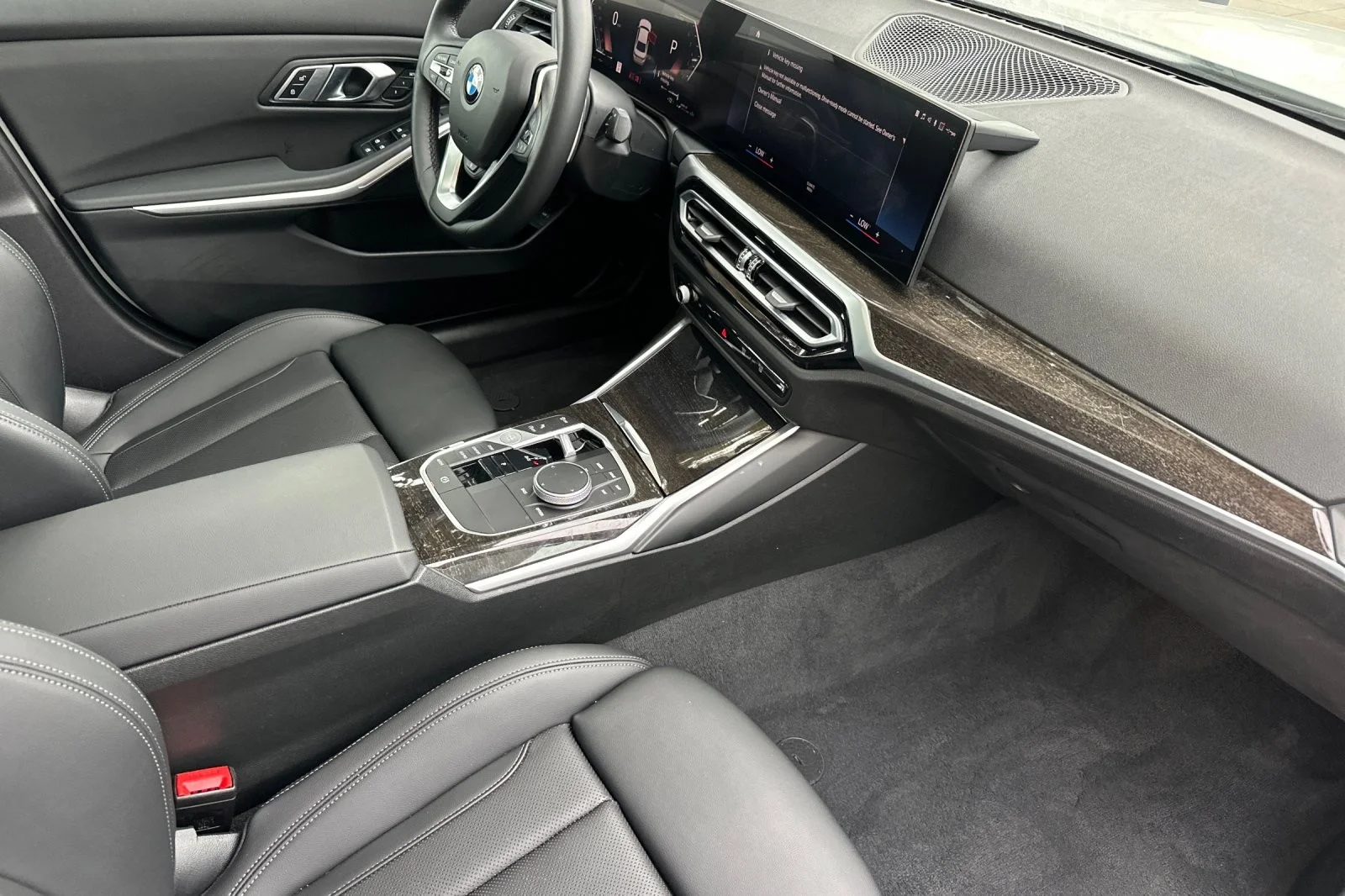 Used 2023 Alpine White BMW 330i image 14