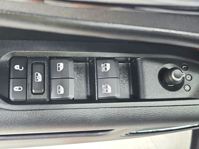Used 2022 White Jeep Trailhawk image 36