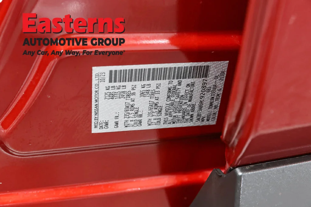 Used 2023 Red Nissan S image 37