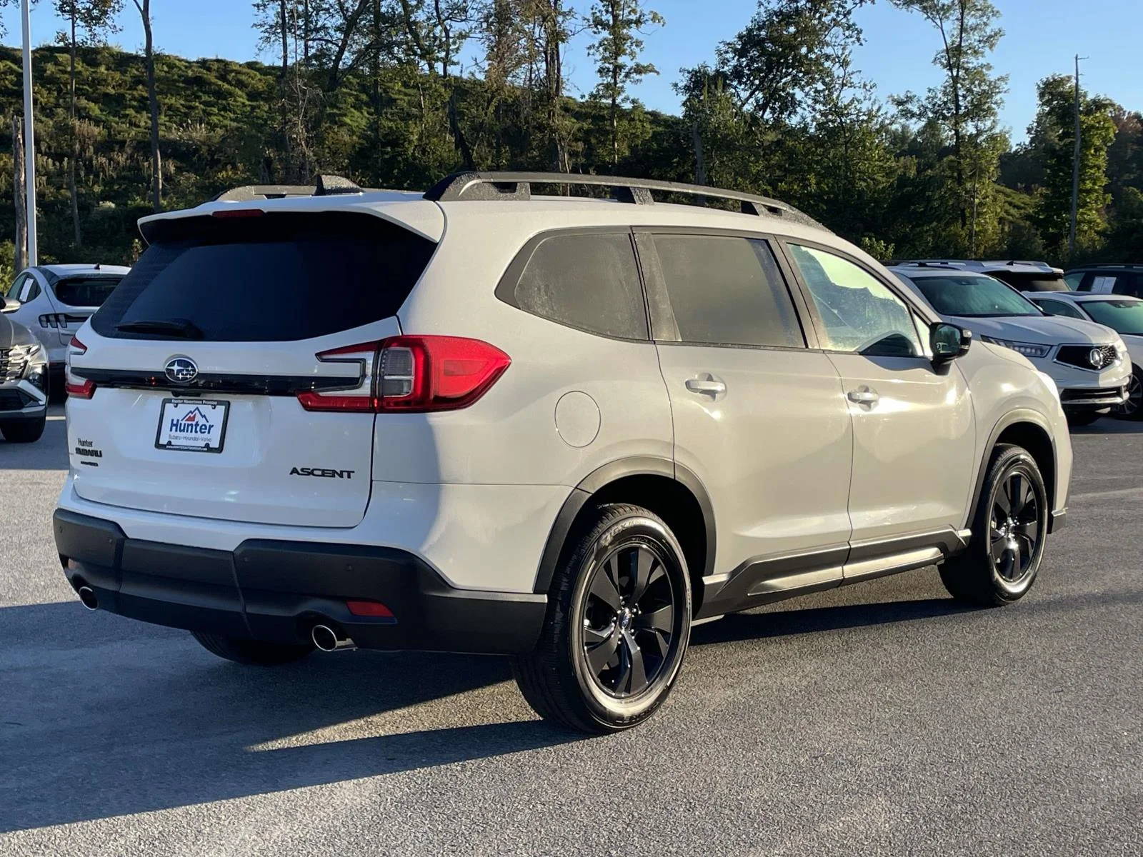 Used 2026 Crystal White Pearl Subaru Premium image 25