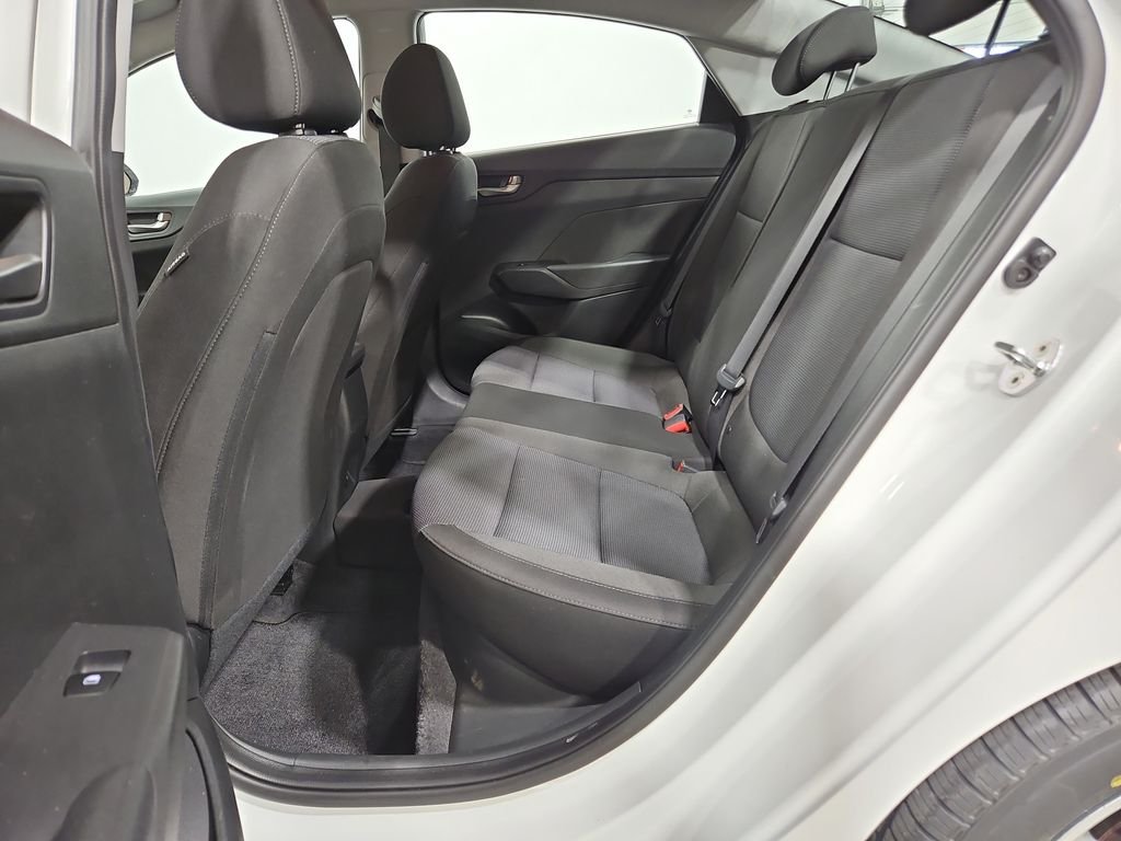 Used 2021 White Hyundai SEL image 24