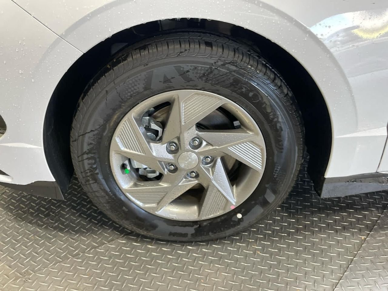 New 2026 Serenity White Hyundai SE image 16