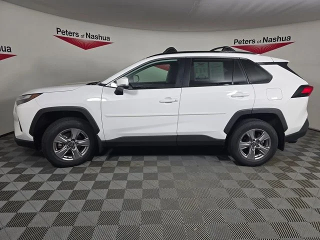 Used 2025 White Toyota XLE image 11