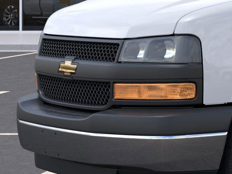 2025 Chevrolet Express Cargo Work Van - Photo 13
