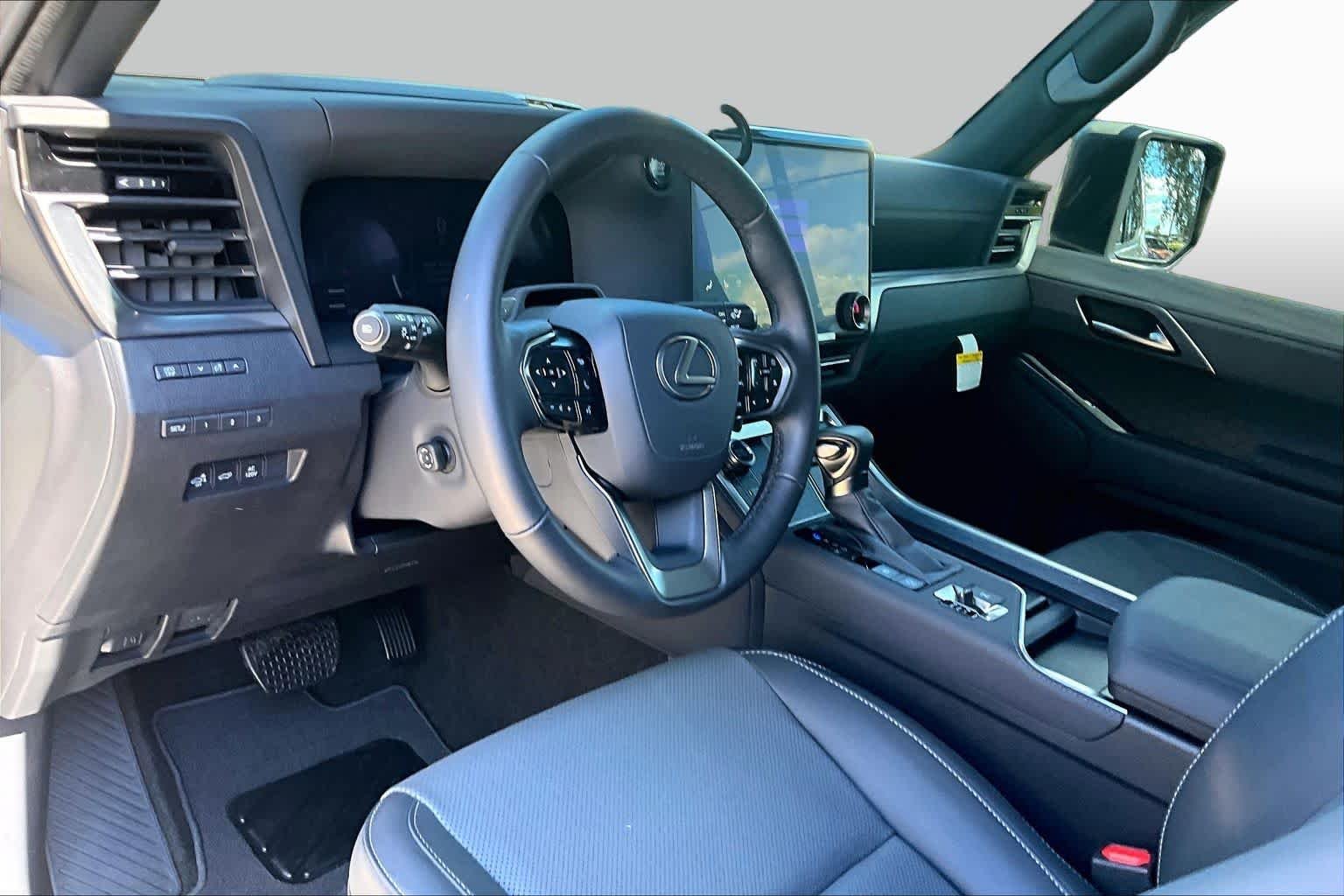 Certified Used 2026 INCOGNITO Lexus Premium+ image 18