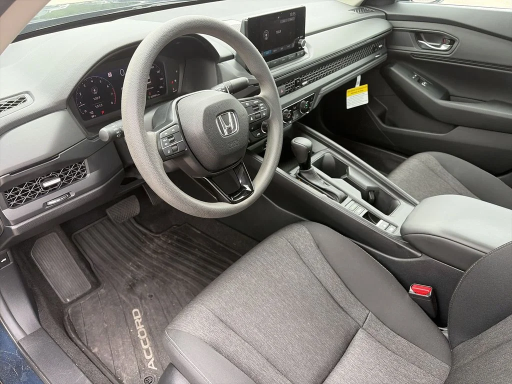 Used 2024  Honda EX image 10