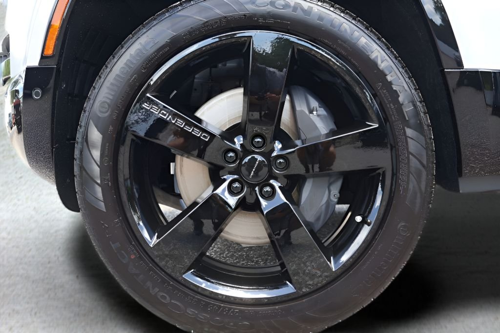 New 2026 Borasco Grey Land Rover X-Dynamic SE image 30