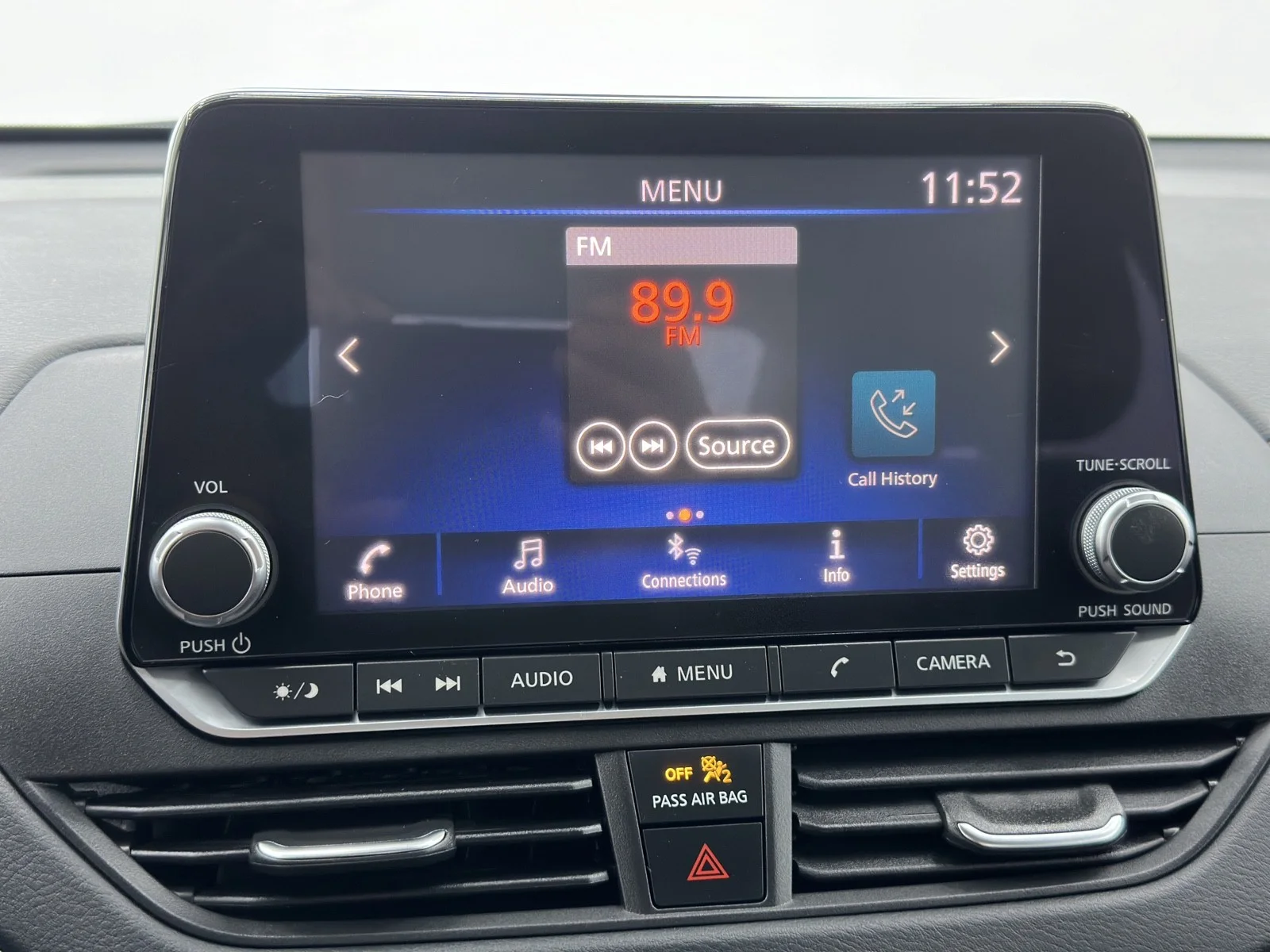 Used 2022 Gun Metallic Nissan 2.5 SR image 17