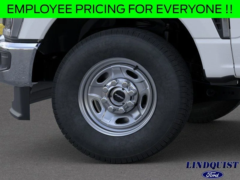New 2026 Oxford White Ford F-250® XL image 19