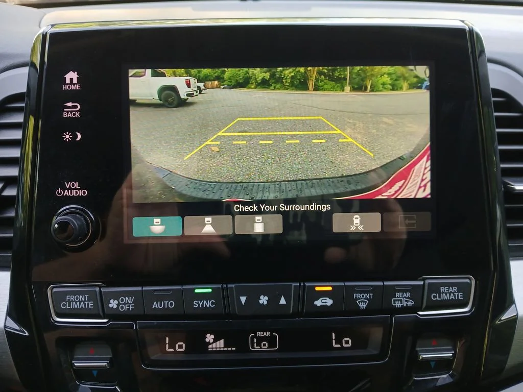 Used 2023  Honda Touring image 31