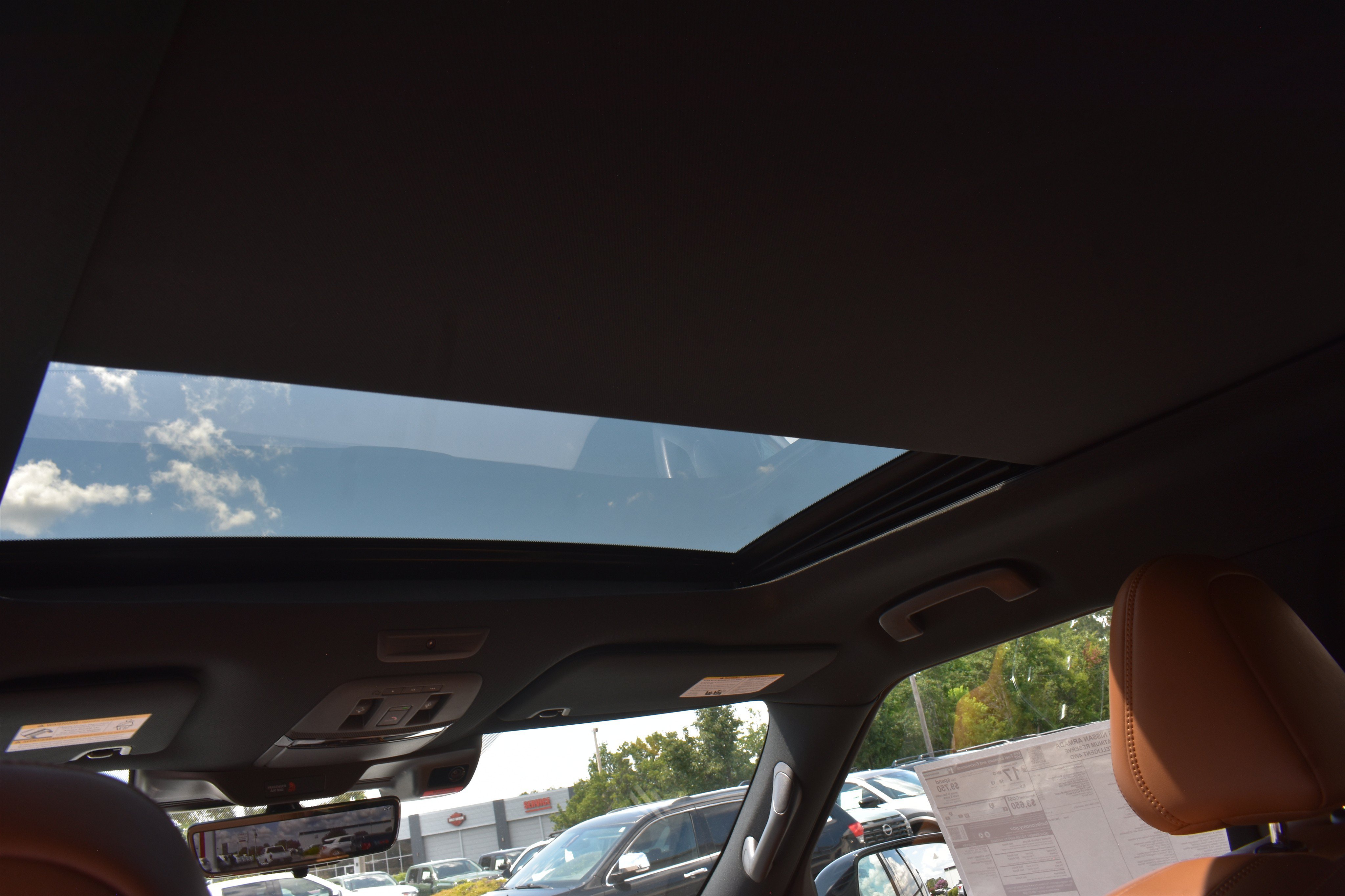 New 2026 Everest White TriCoat / Super Black Two-tone Nissan Platinum Reserve image 19