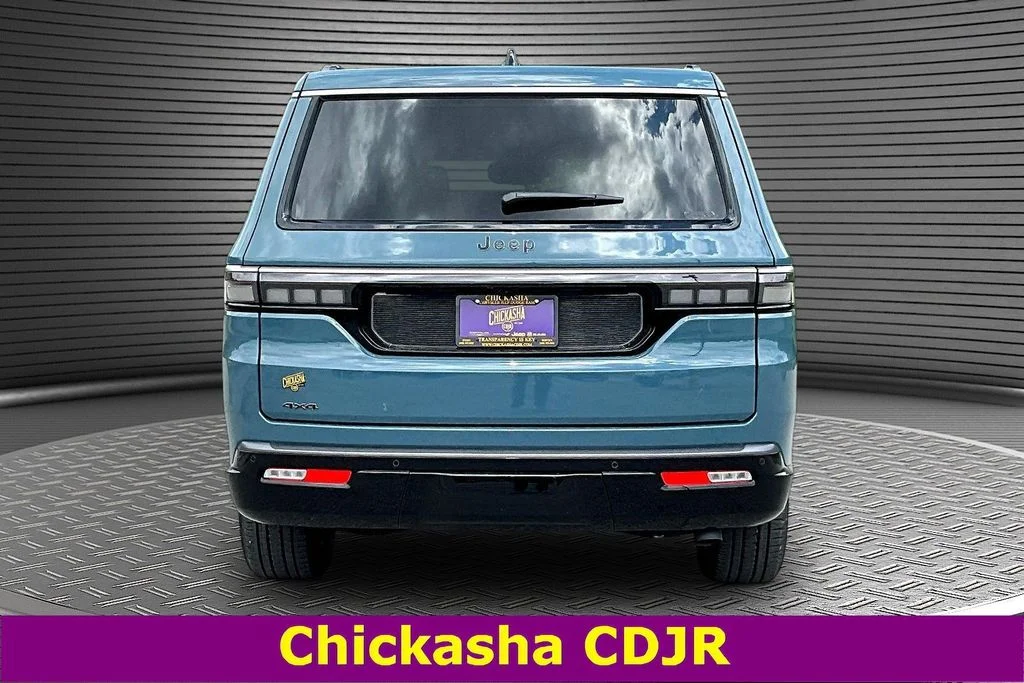 New 2026 Steel Blue Exterior Paint Jeep  image 4