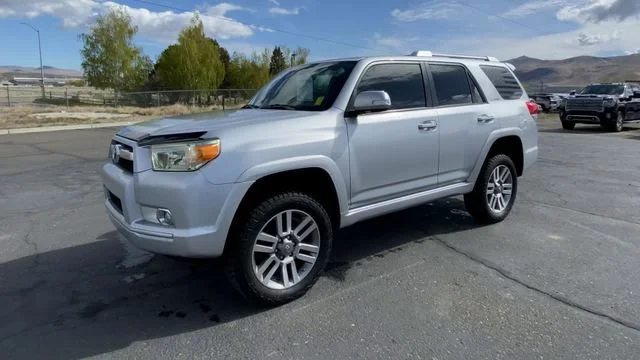Used 2013 Silver Toyota SR5 image 4