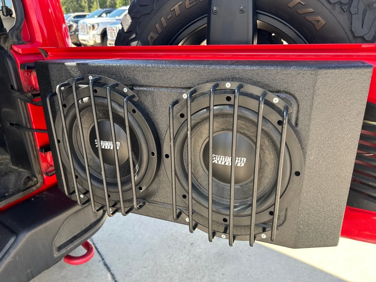 Used 2016 Red Jeep Rubicon Hard Rock image 8
