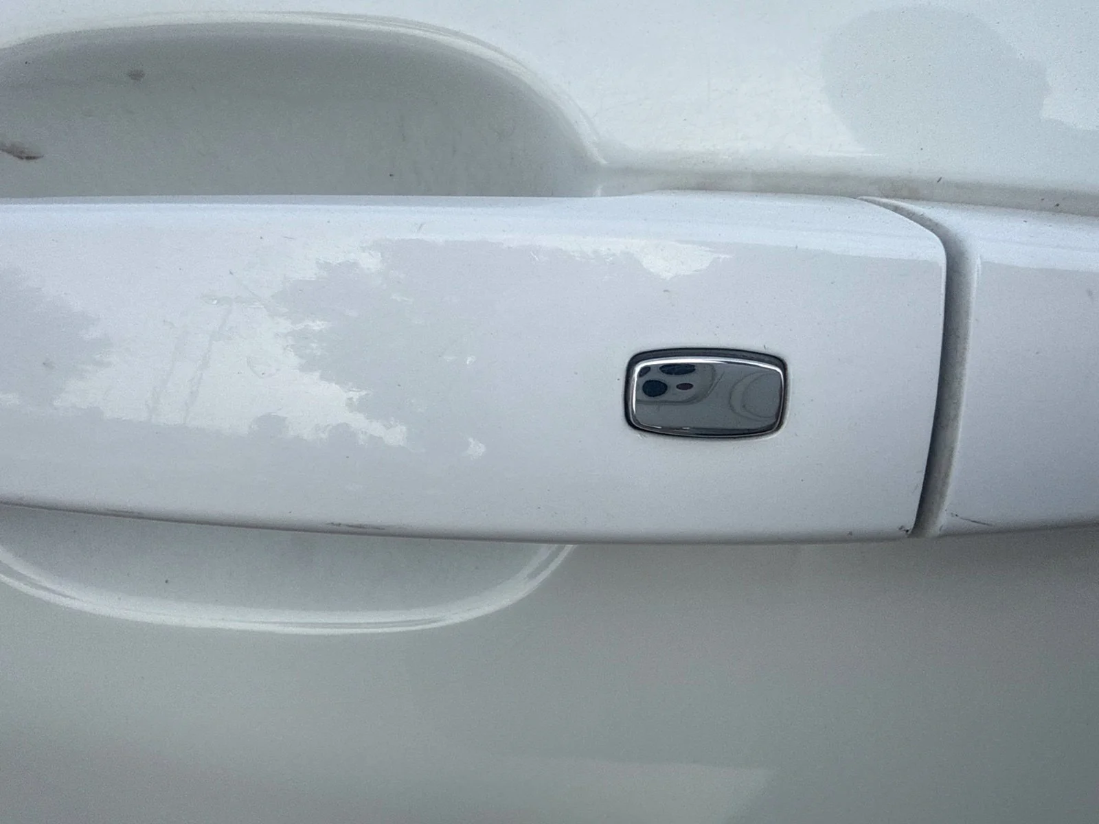 Used 2019 SUMMIT WHITE Chevrolet LT image 14