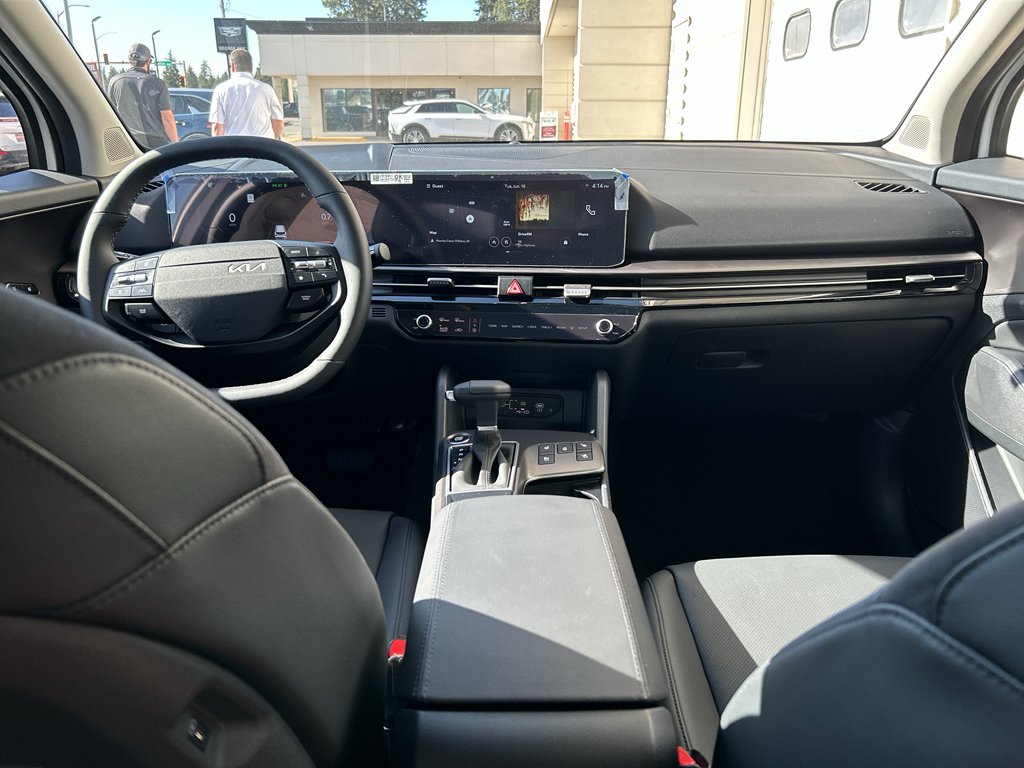 New 2026 Glacial White Pearl Kia SX Prestige image 16