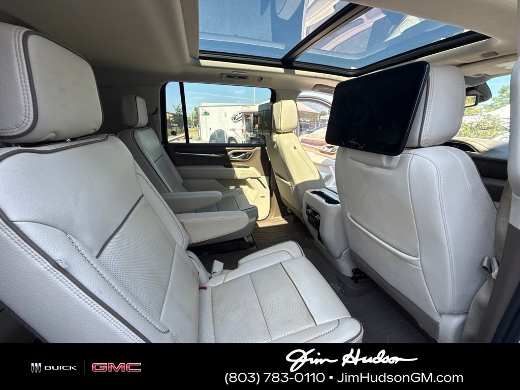 Used 2023 White GMC Denali image 9