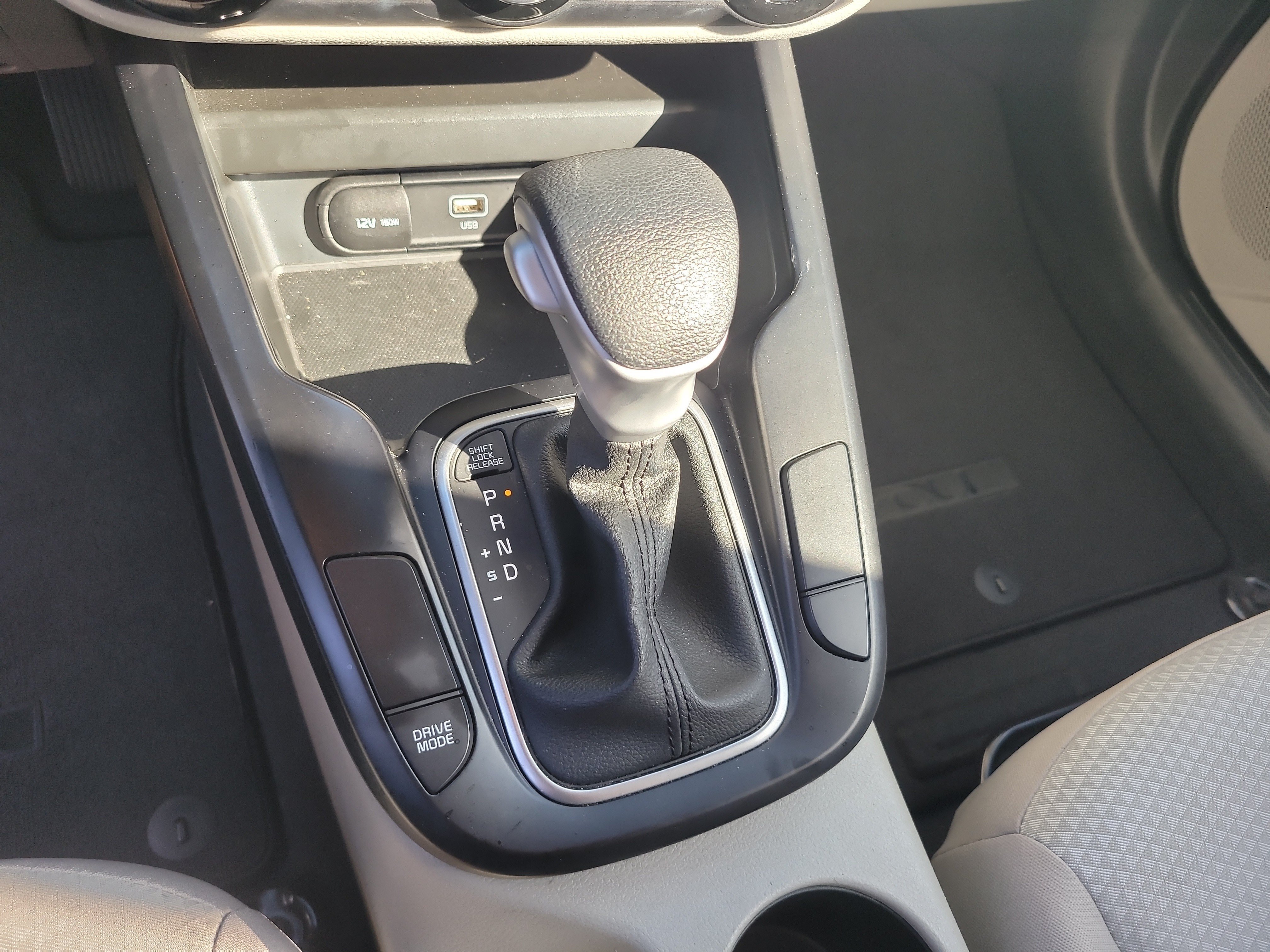 Used 2023 Mars Orange Kia LX image 24