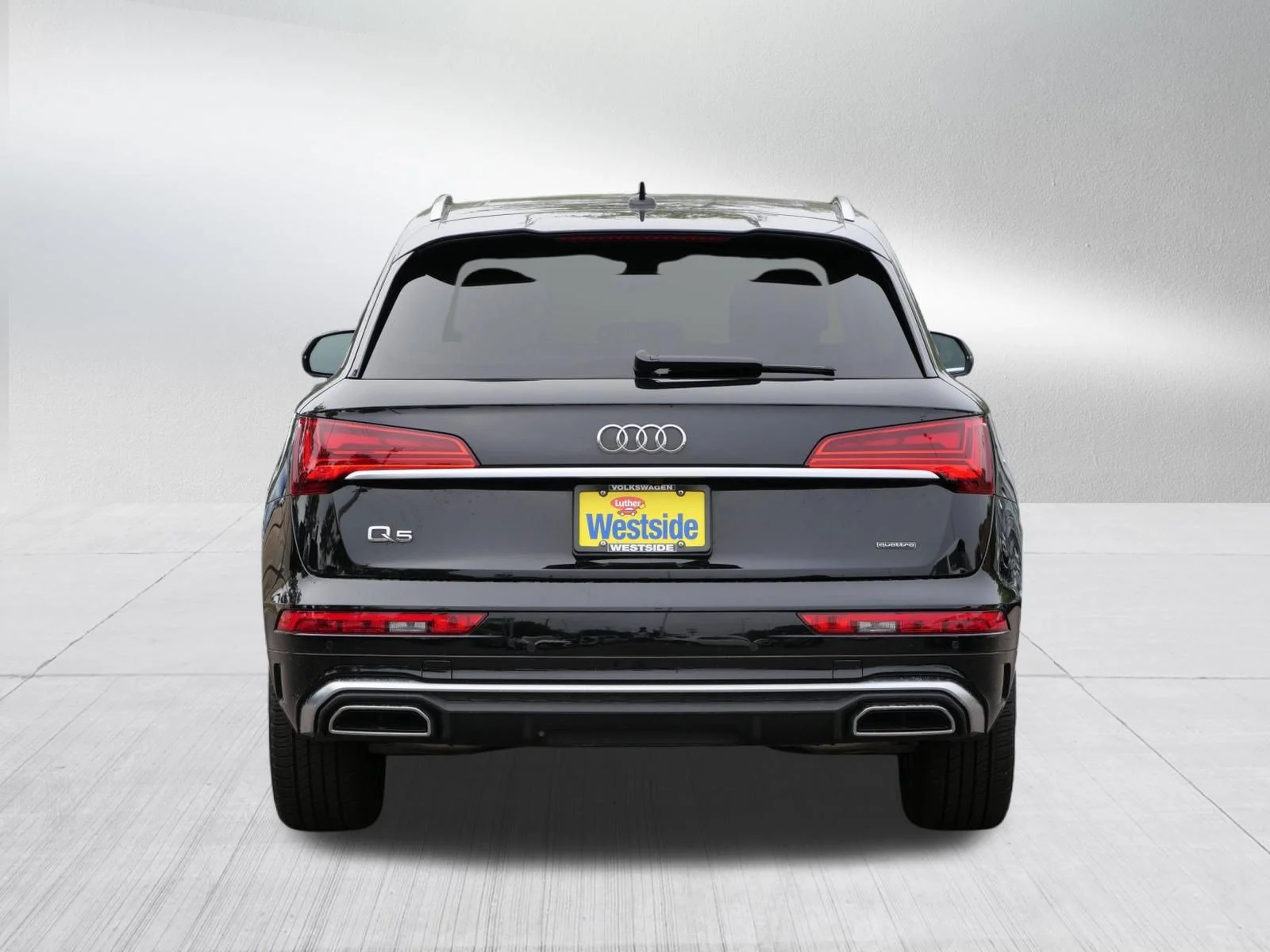 Used 2023 Mythos Black Metallic Audi S line Premium image 6