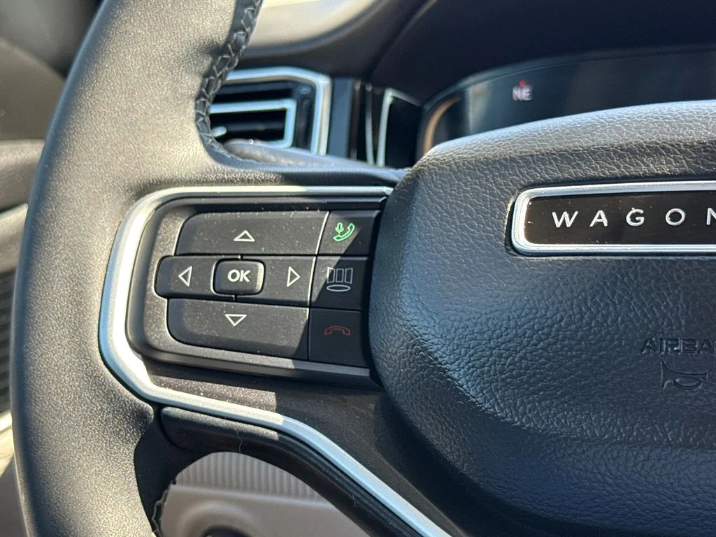 Used 2022 Black Jeep Series I image 28