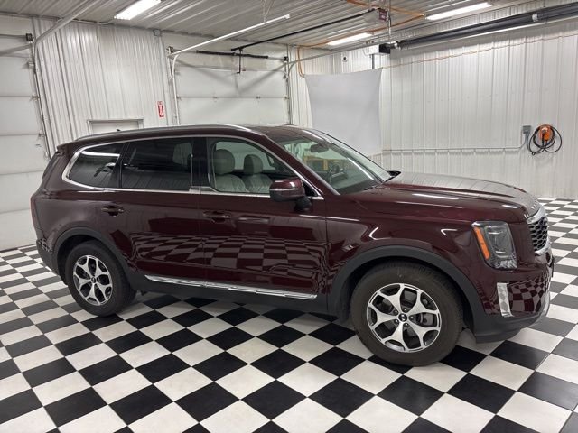 Used 2021 Purple Kia EX image 3