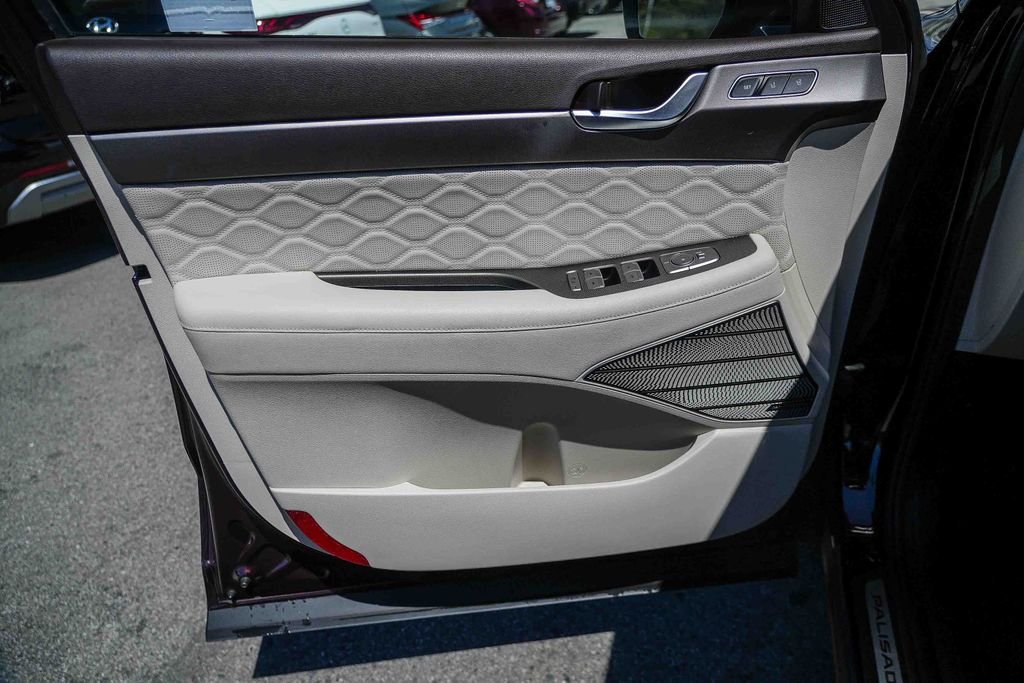 2020 Hyundai Palisade Limited - Photo 21