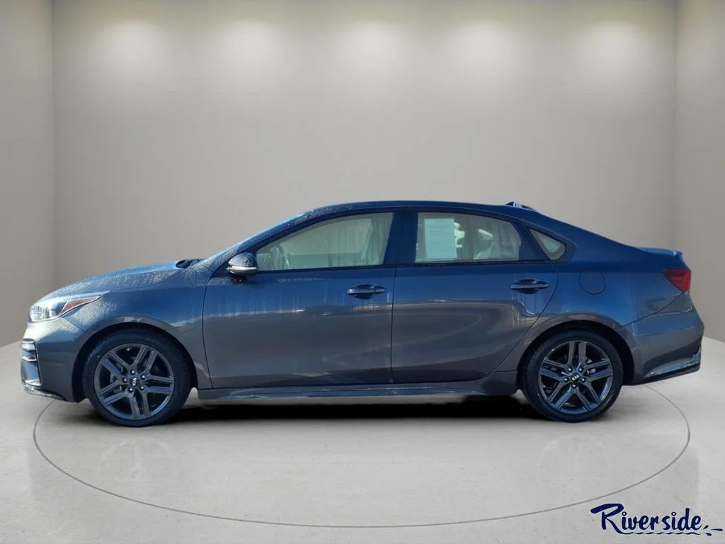 Used 2020 Gray Kia GT-Line image 5